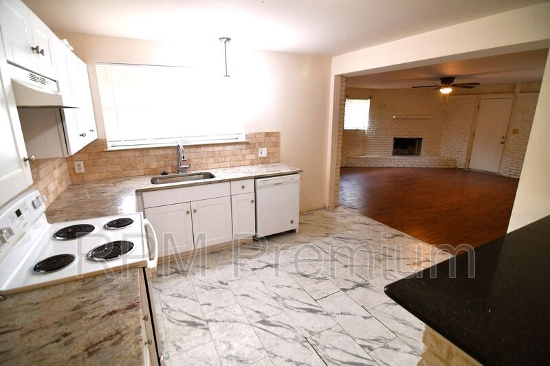 12825 Wallis St, Baton Rouge, LA 70815 House Rental in Baton Rouge