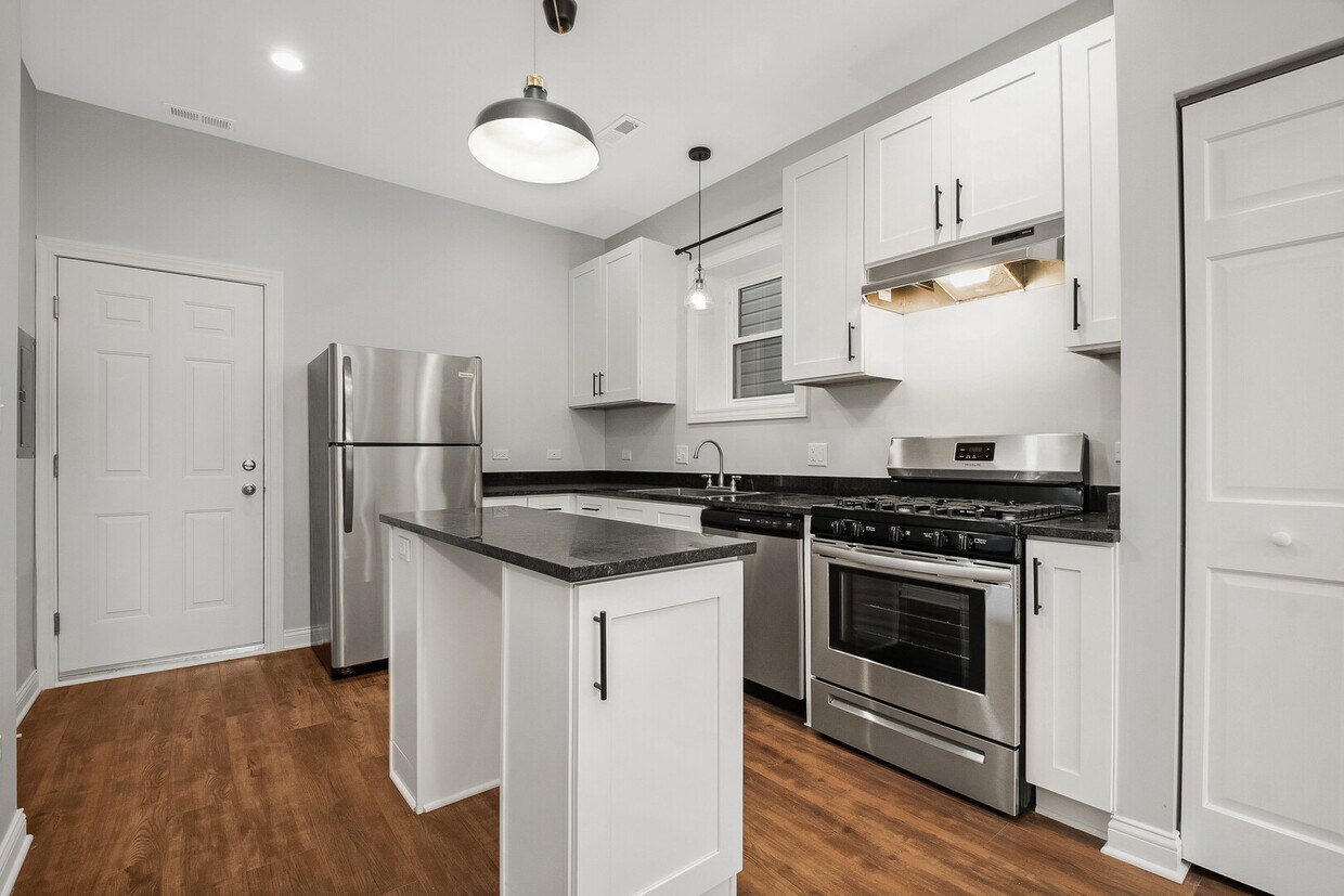 Foto principal - 2311 S Whipple St