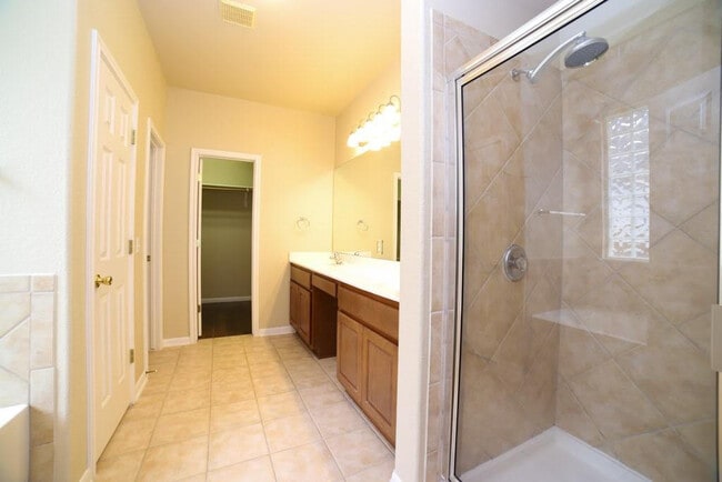 Building Photo - 6104 York Bridge Cir