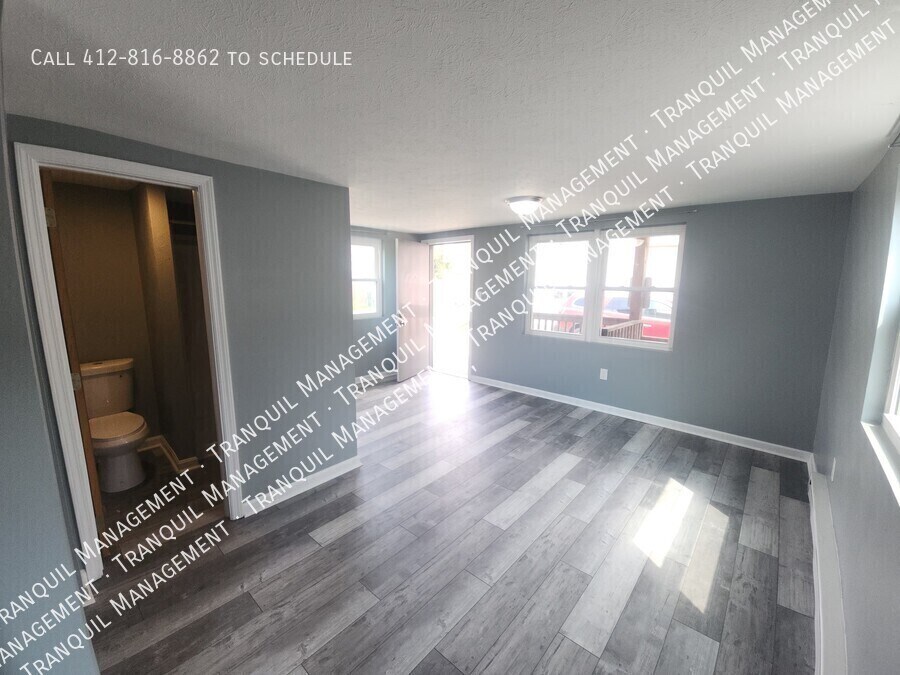 Primary Photo - 540 Reed St