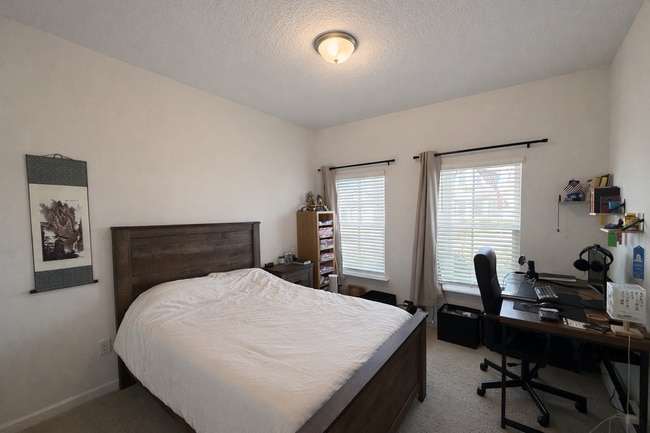 Building Photo - 268 Twilight Ln