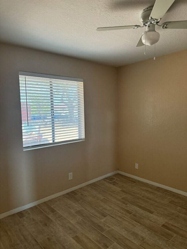 Building Photo - 4521 E Caballero Cir
