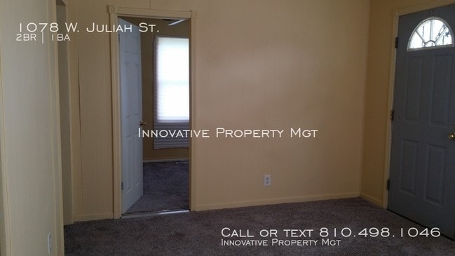 Building Photo - Two weeks FREE!!! Beecher-two bedroom!