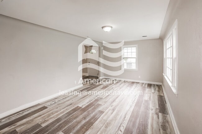 Building Photo - 5085 Adella St
