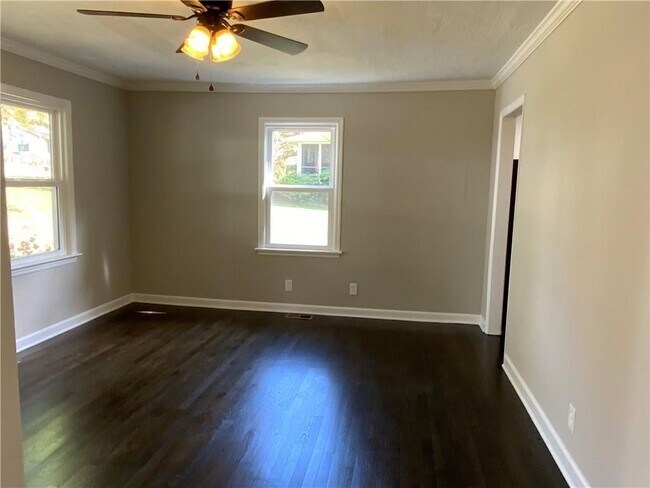 Foto del edificio - 578 Oakhurst Dr