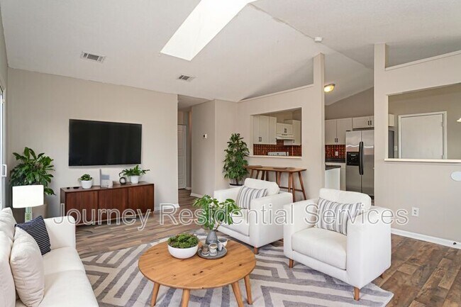Foto del edificio - 1547 Bingham Dr
