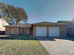 Building Photo - 5523 Cactus Forest Dr