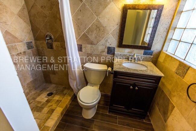 Foto del edificio - 351 E Thomas Rd