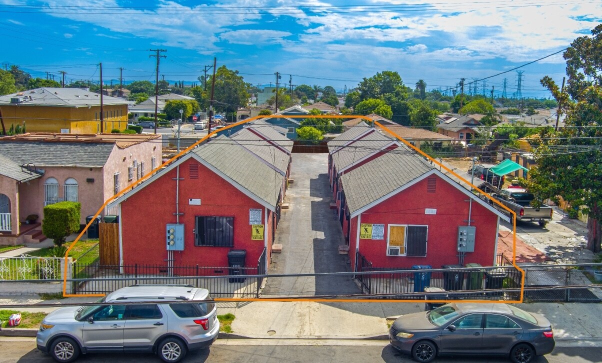 Primary Photo - 8804 Beach St