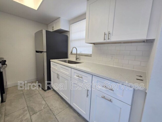 Foto del edificio - 5346 Cotee River Dr