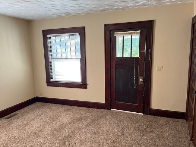 Foto del edificio - Nice 2/3 Bedroom 1 Bath home! $750, Clean ...