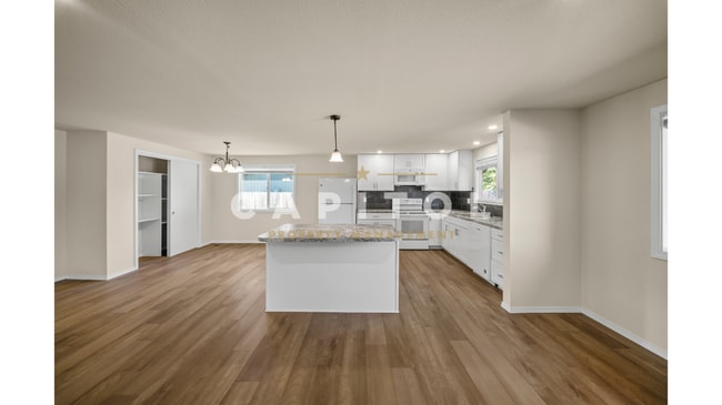 Building Photo - 6417 Congressional Dr SE