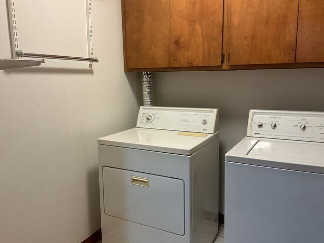 Foto del edificio - Los Caballeros #325