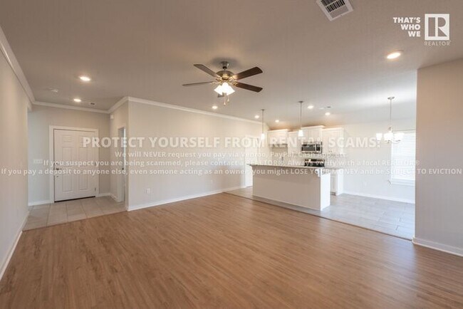 Building Photo - 4376 W Havana Ave