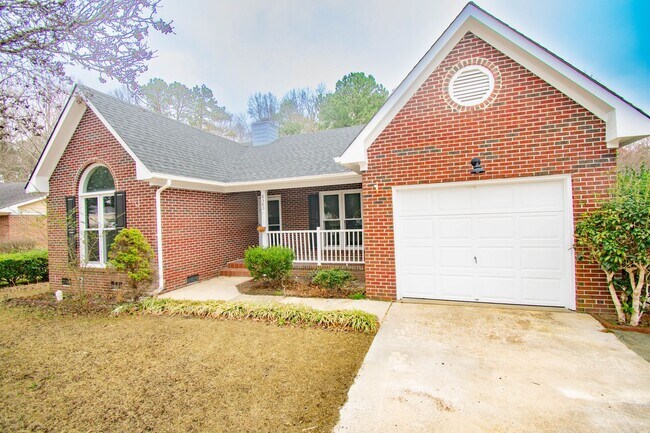 Building Photo - Coming Soon! Renovated 3 Bedroom 2 Bathroom- No Pets