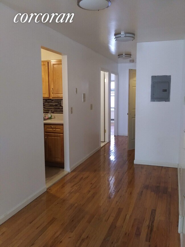 Foto del edificio - 233 E 110th St