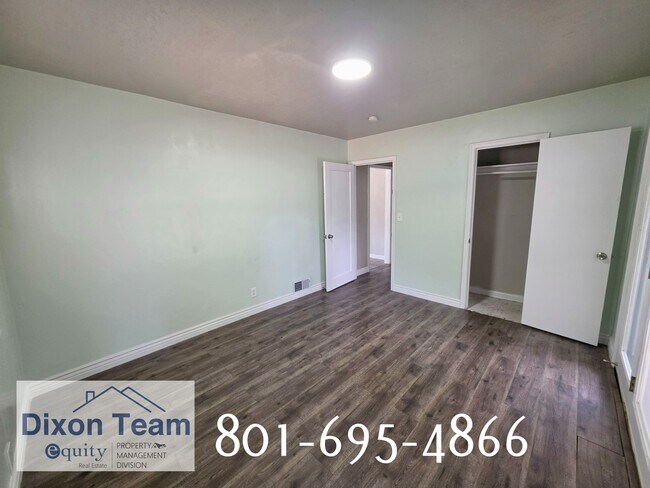 Foto del edificio - 1284 E 22nd St