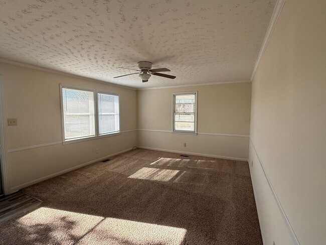 Foto del edificio - Spacious 3 bedroom house in Swansboro