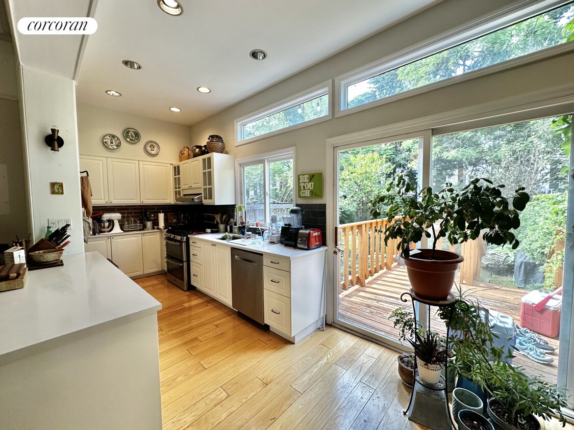 Foto principal - 16 Prospect Pl