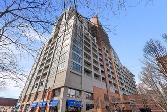 Building Photo - 1530 S State St