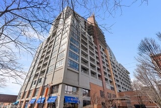 Building Photo - 1530 S State St