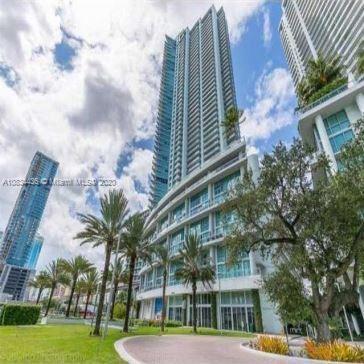 Foto del edificio - 92 SW 3rd St