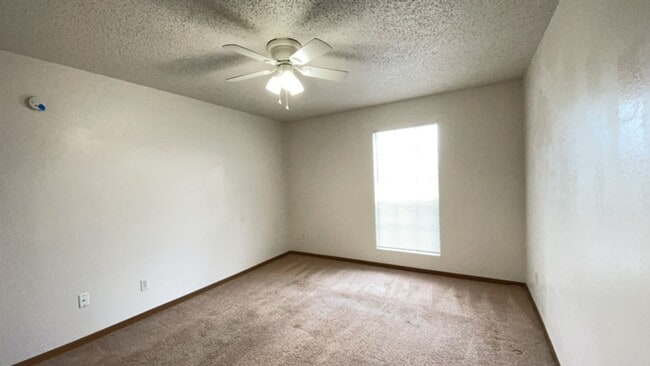Building Photo - 8412 Glen Meadow Ln