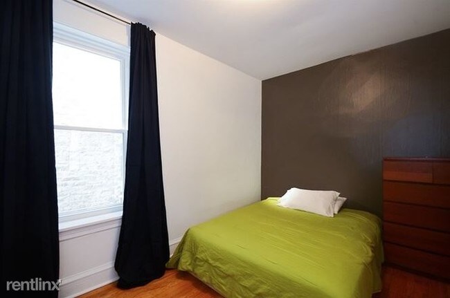 Foto del edificio - 4209 N Oakley Ave