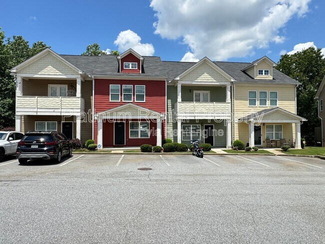 Building Photo - 1733 Brookside Lay Cir