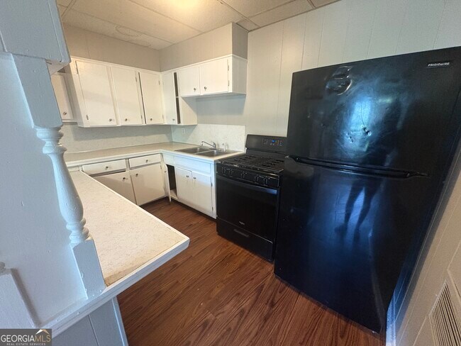 Foto del edificio - 207 Reynolds St NE