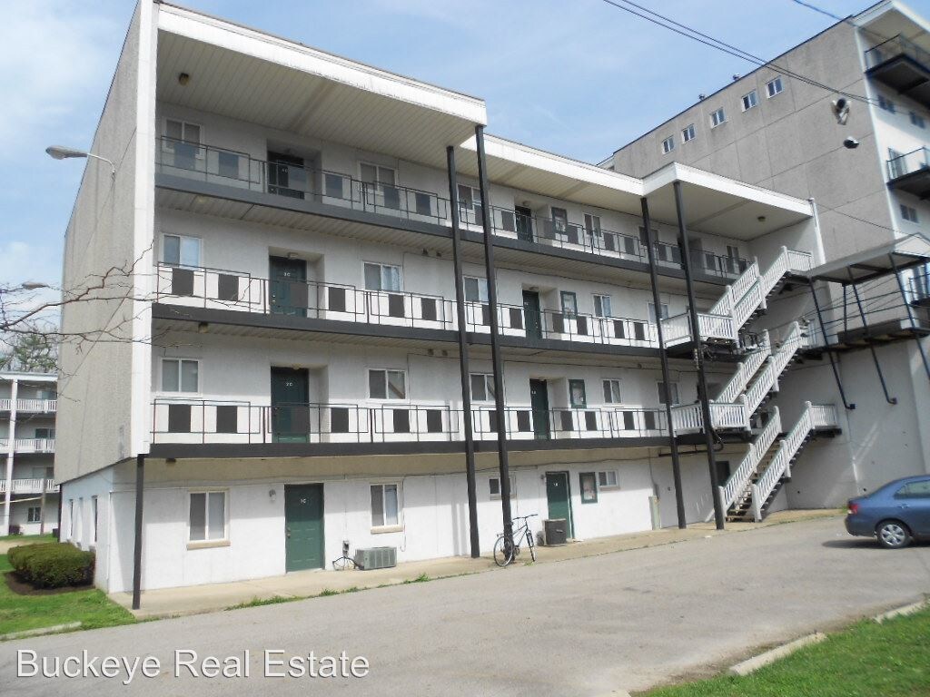 Foto principal - 161 W Maynard Ave