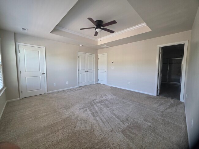 Building Photo - 318 Willow Wood Ct