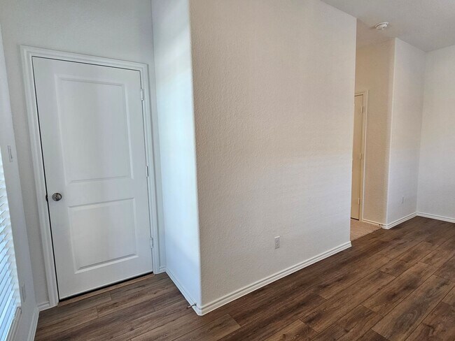 Foto del edificio - 4 Bed / 2 Bath Single Story in Jarrell's E...