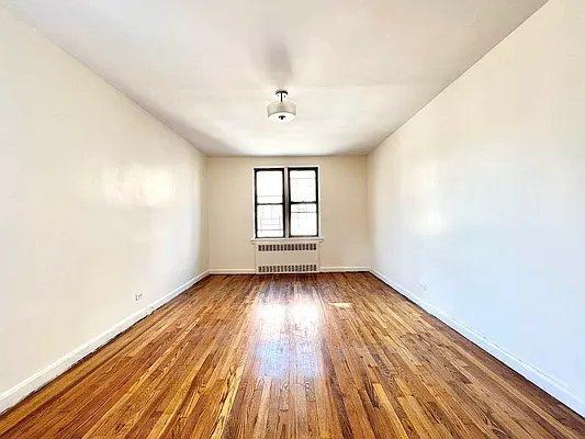 Primary Photo - 2 bedroom in Bronx NY 10465