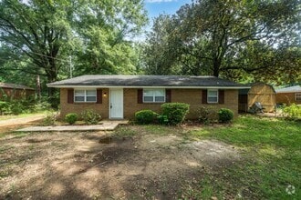 Building Photo - 114 Crenshaw Dr
