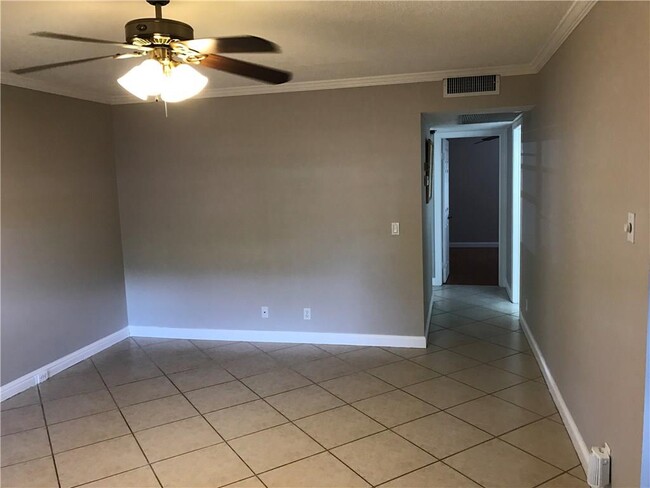 Foto del edificio - 750 SW 133rd Terrace