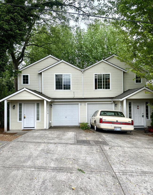 Building Photo - 3123 NE 103rd Pl