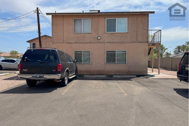 Building Photo - 641 N 30th St