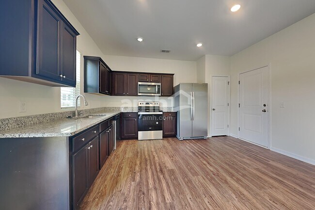 Building Photo - 125 Orion Way