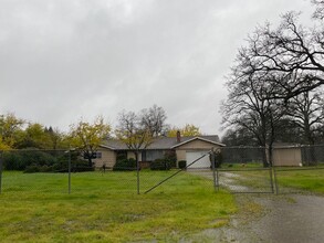 Building Photo - 11930 Bow Ln