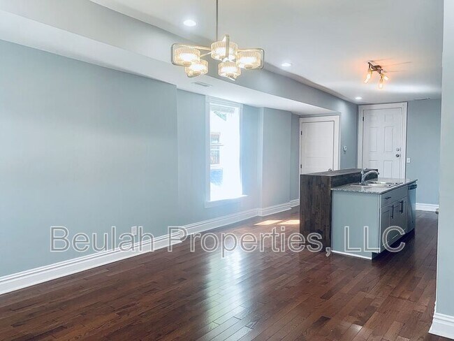 Foto del edificio - 2409 S 12th St