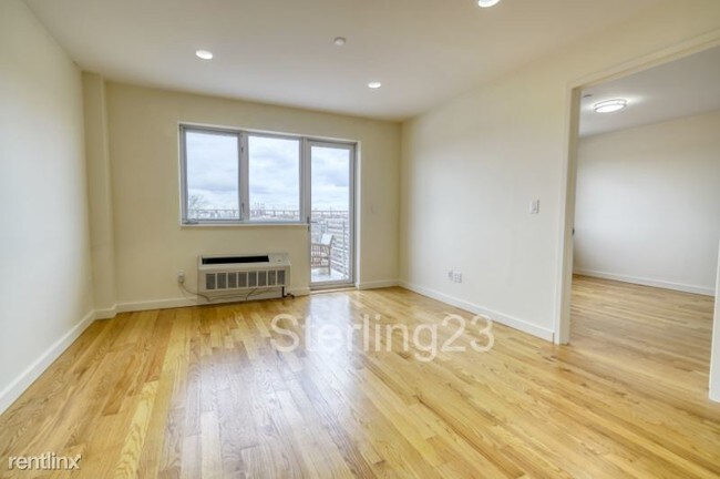 Foto del edificio - 23-25-25 Astoria Blvd