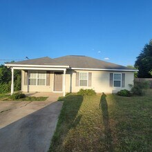 Building Photo - 815 Mill Pond Dr