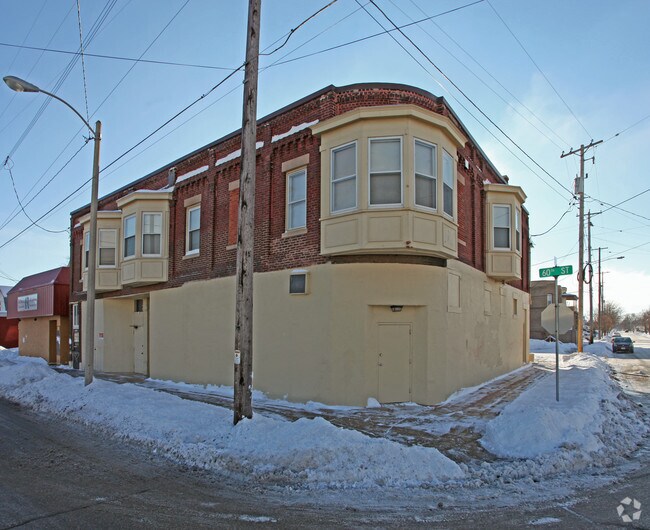 Building Photo - 2529 60th St