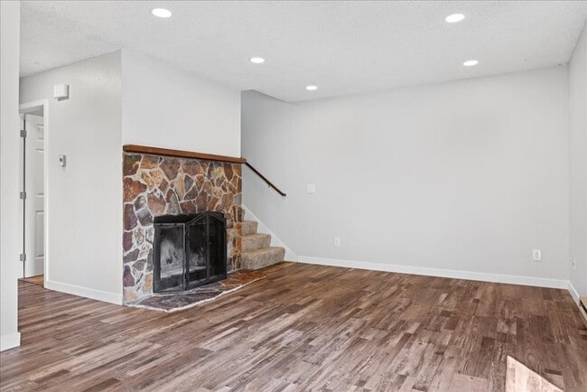 Living Room - 3285 Canyon Dr