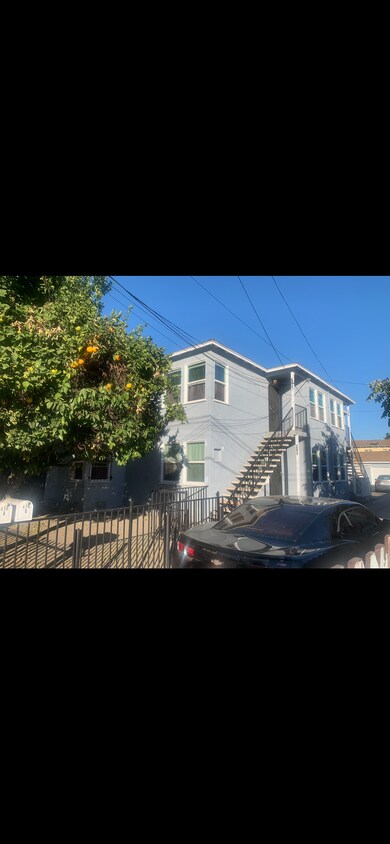 Primary Photo - 416 N Rose Ave