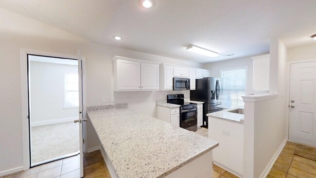 Building Photo - 606 Mickelson Way