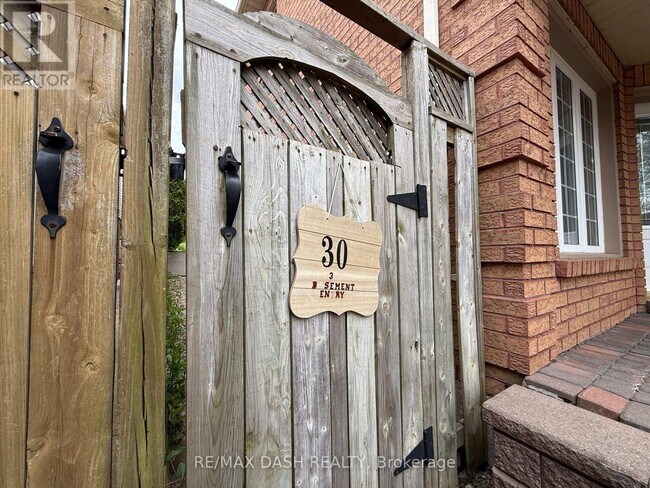Building Photo - 30 Brownell St