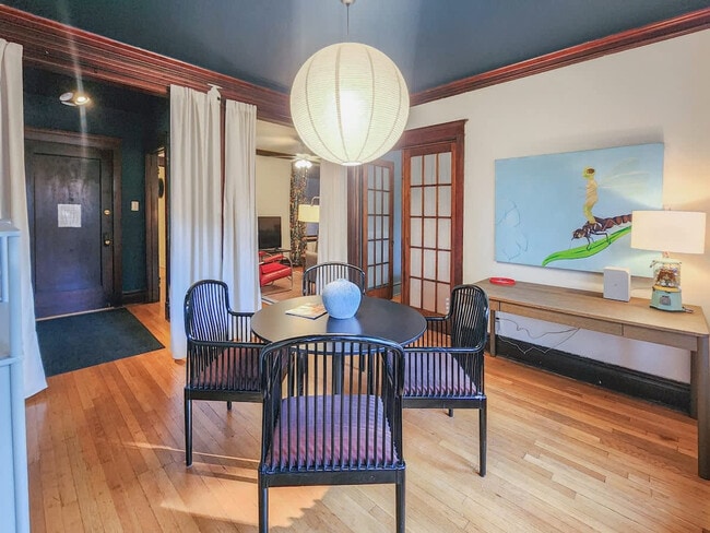 Foto del edificio - 3759 N Wayne Ave