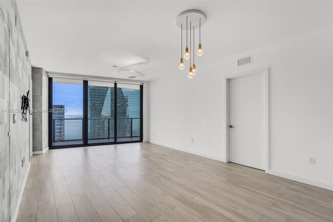 Building Photo - 1300 S Miami Ave